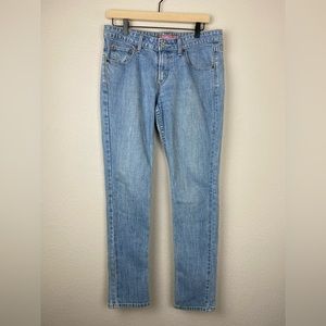 𝅺WOMEN’S LEVI’s Skinny 518 light wash jeans size 9 shirt